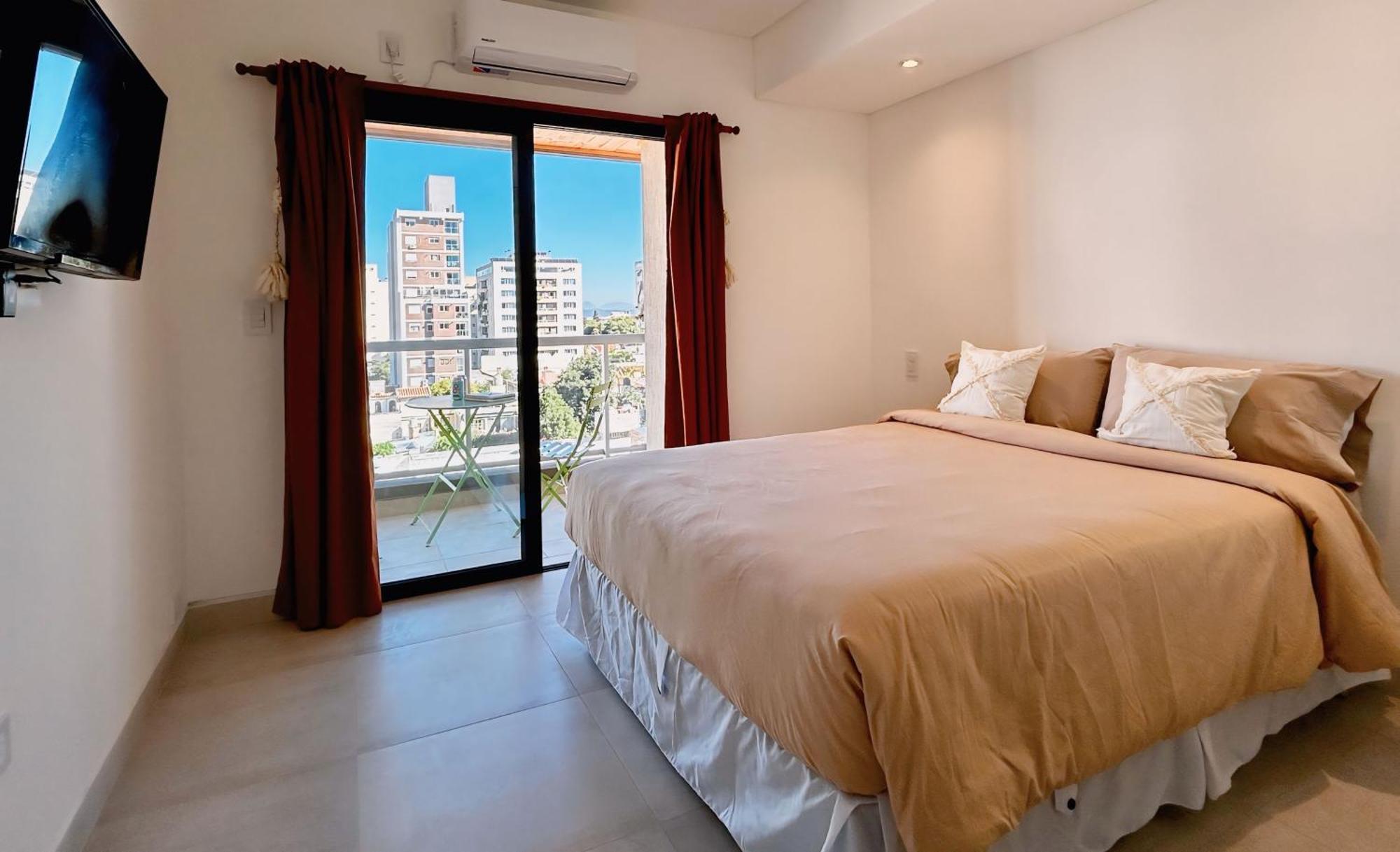 Alcazar Luxe Living En El Centro De Apartamento *